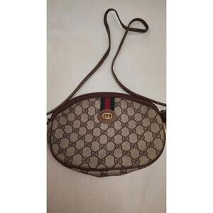 Gucci GG Monogram Crossbody Shoulder Bag Green Red Stripe Vintage Canvas Leather